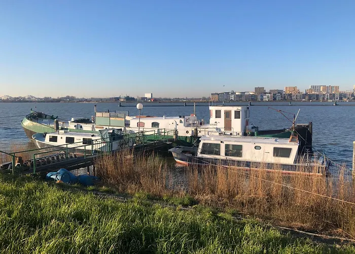 Floating B&B Amsterdam